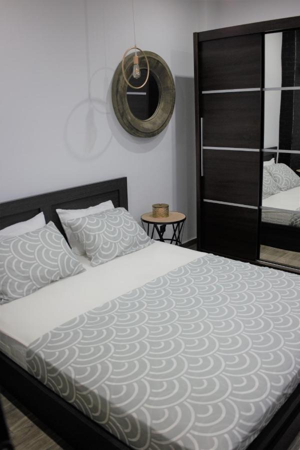 Zen Luxury Living Apartment เทสซาโลนิกิ ภายนอก รูปภาพ