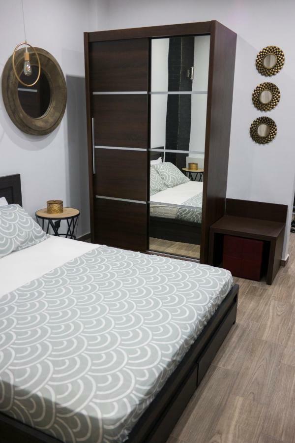 Zen Luxury Living Apartment เทสซาโลนิกิ ภายนอก รูปภาพ